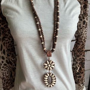 Western necklace copper & ivory
